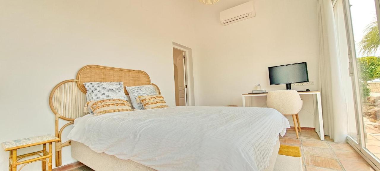 Villa Pequena Joya Solidays Moraira Buitenkant foto