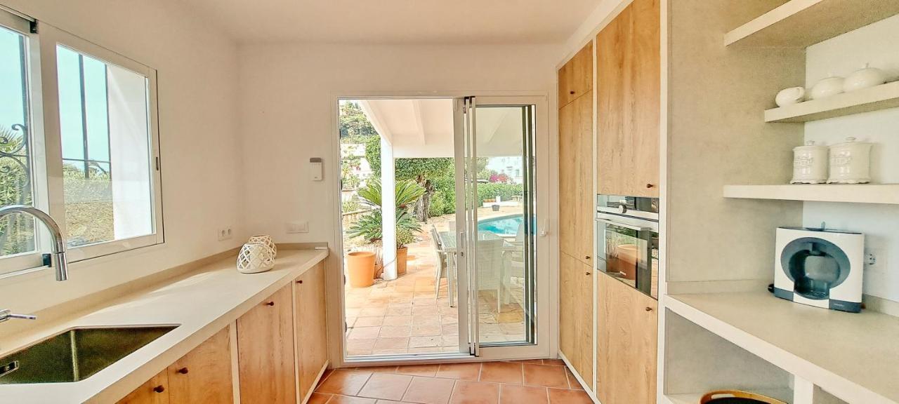 Villa Pequena Joya Solidays Moraira Buitenkant foto